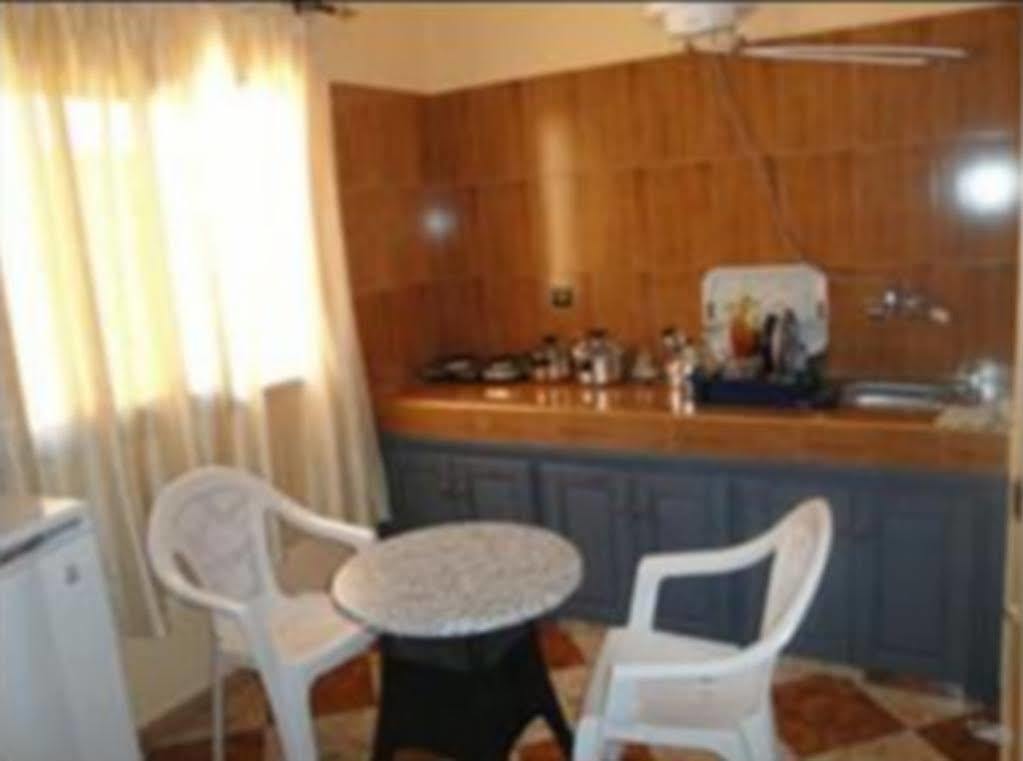 אוארצאצטה Residence Rosas מראה חיצוני תמונה